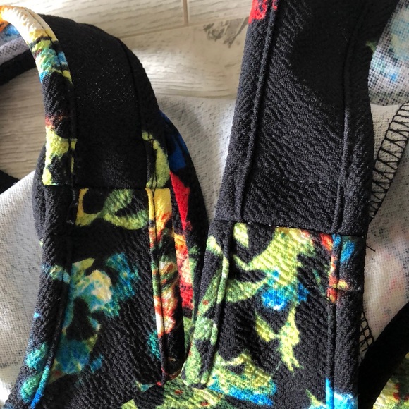 Floral Skater Dress - Picture 3 of 4